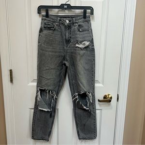 American Eagle Mom Jean  -  size 00 short